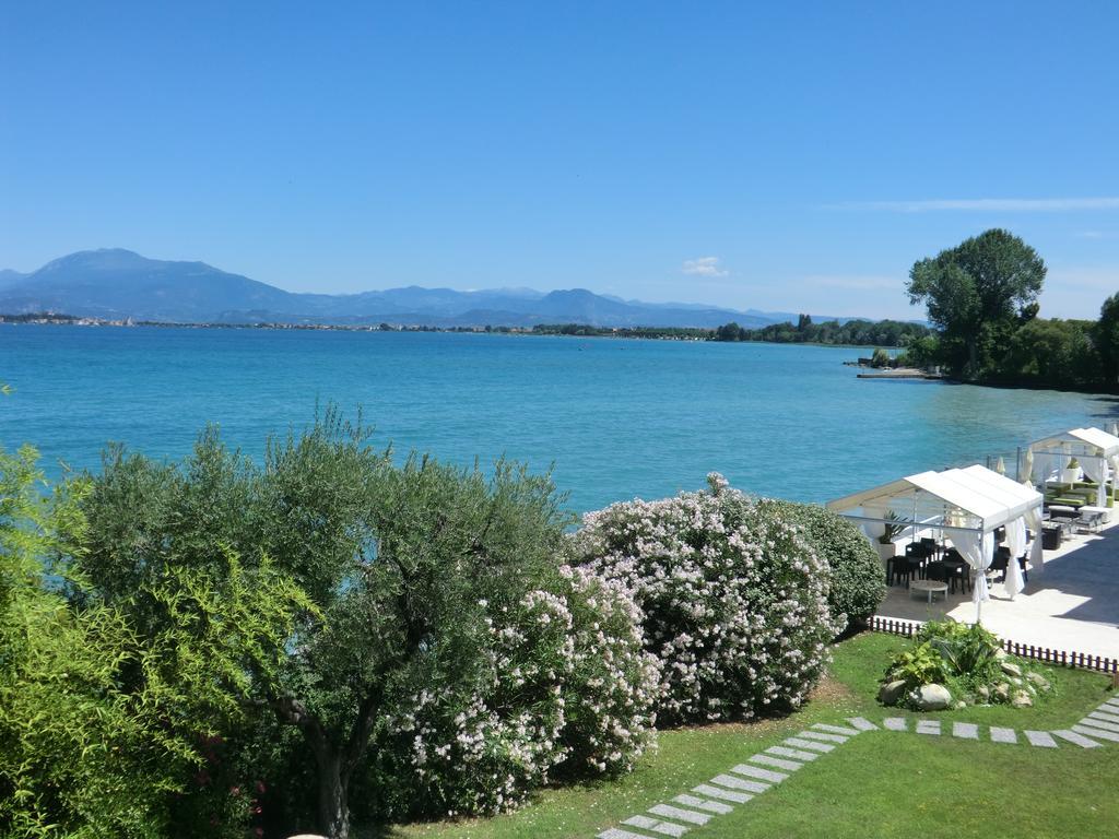 Doctor House Desenzano Apartment Desenzano del Garda Luaran gambar